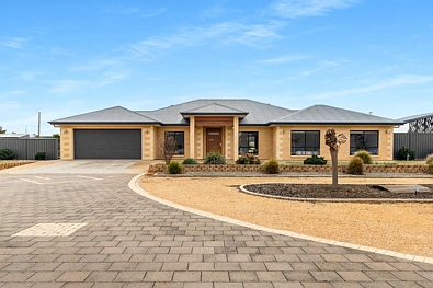 Glossop 4Zimmer Resort-Style Luxury on 2.12 Hectares