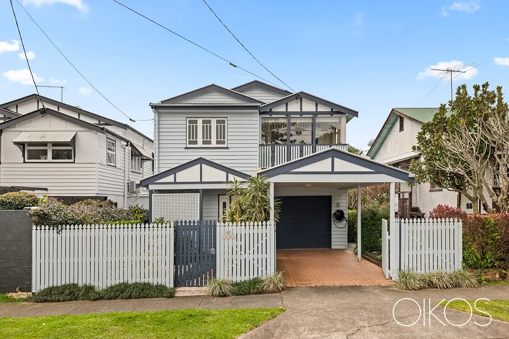 Paddington 4 Bedroom Sophisticated Paddington Living with Versatile Dual-Living Potential
