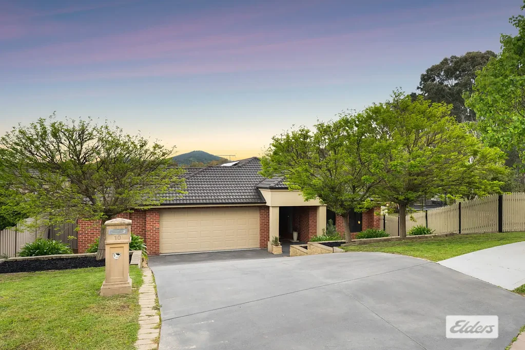 10 Dryandra Way, Thurgoona, NSW 2640