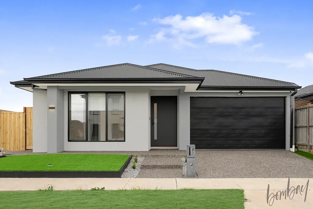 10 Poyner Circuit, Mickleham, VIC 3064