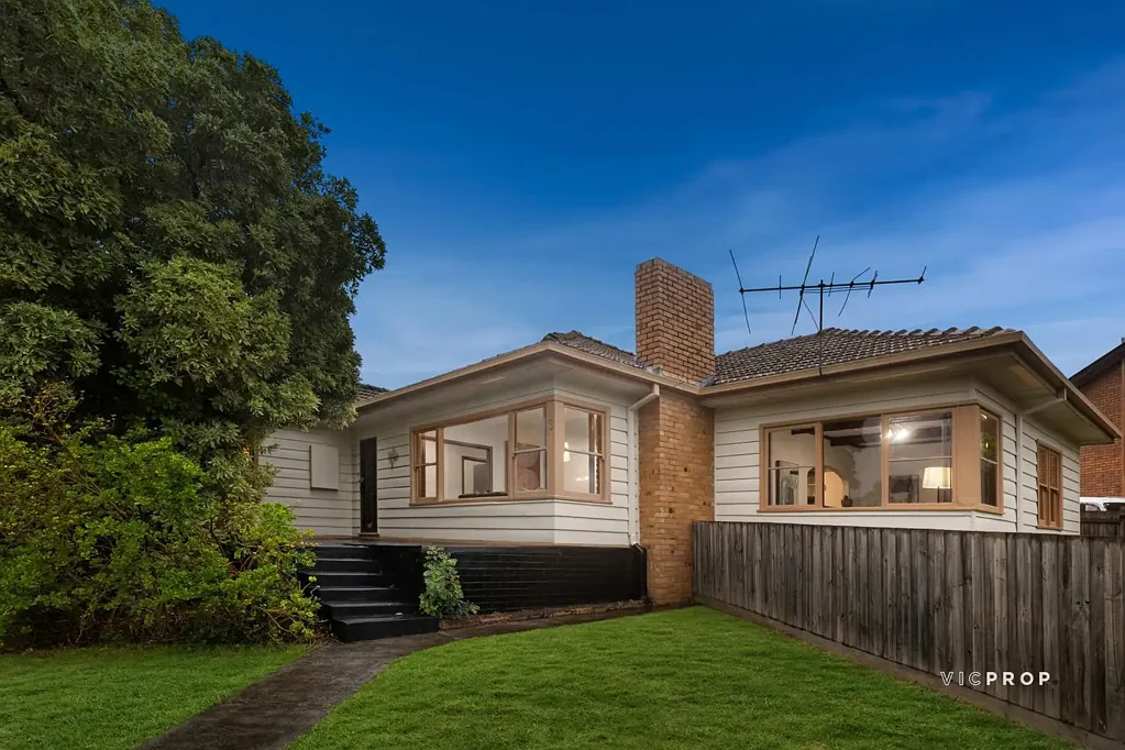 3 Flower Street, Ferntree Gully, VIC 3156