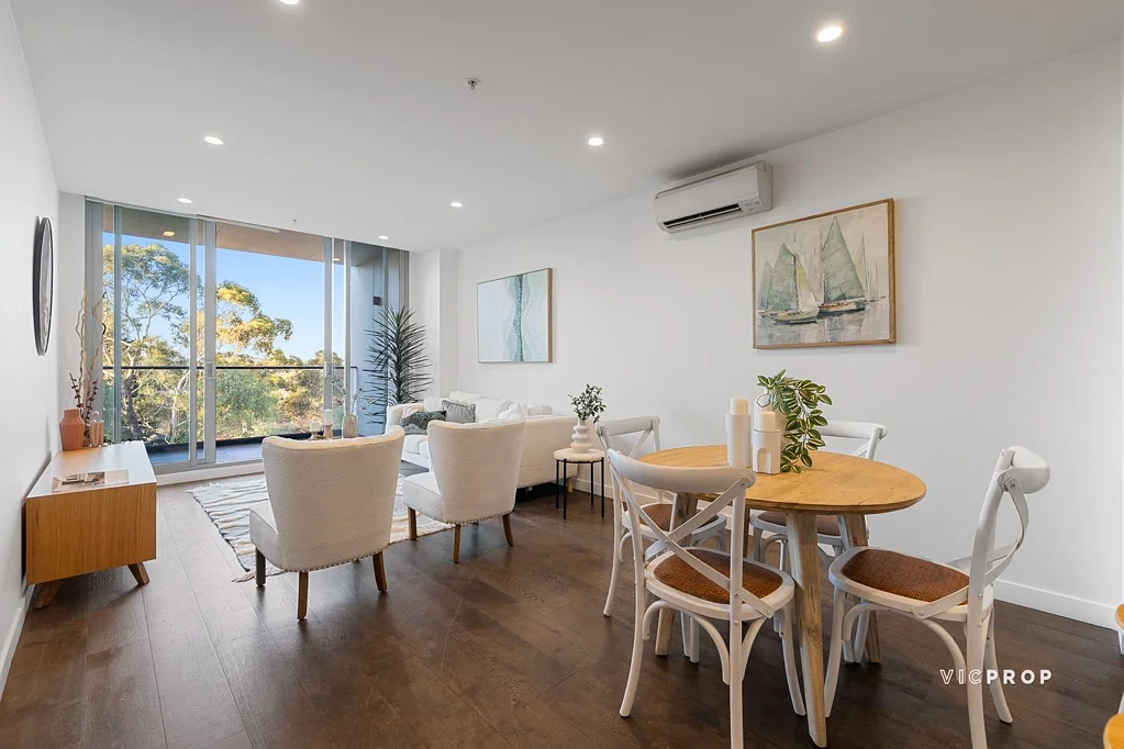 303/3 Grosvenor Street, Doncaster, VIC 3108
