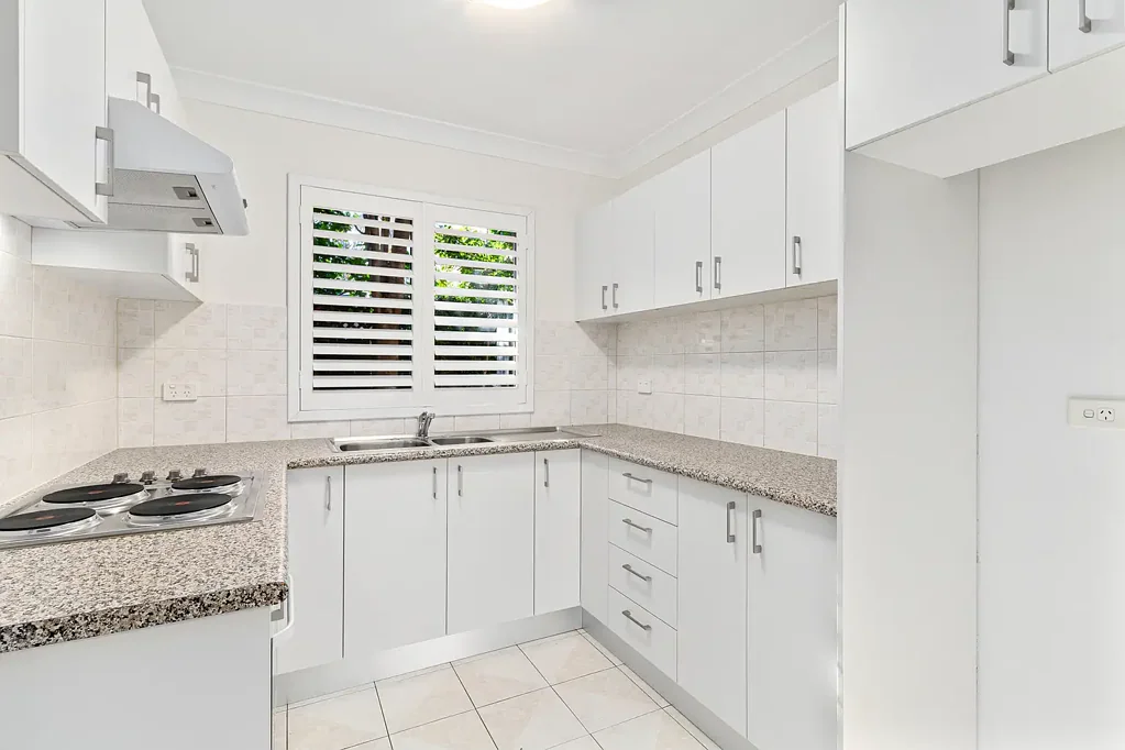 Conveniently Located Apartment