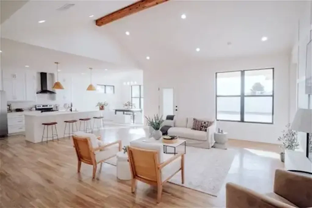 Redland Bay 4房 Redland Bay海湾社区的现代4卧住宅 Contemporary 4-Bedroom Home in Redland Bay's Bayside Community