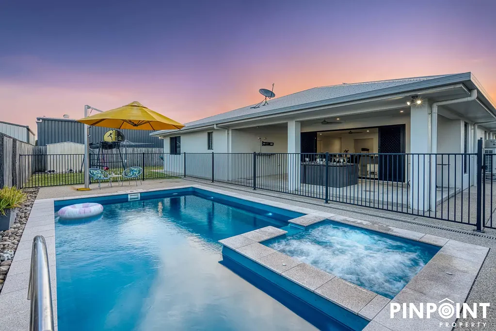 16 Mod Crescent, Beaconsfield, QLD 4740