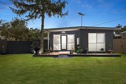 13 Davies Street, Safety Beach
