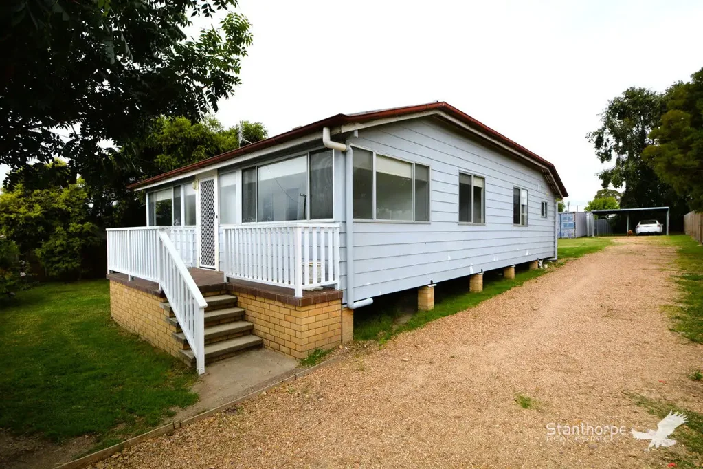 59 Rayleigh Street, Wallangarra, QLD 4383