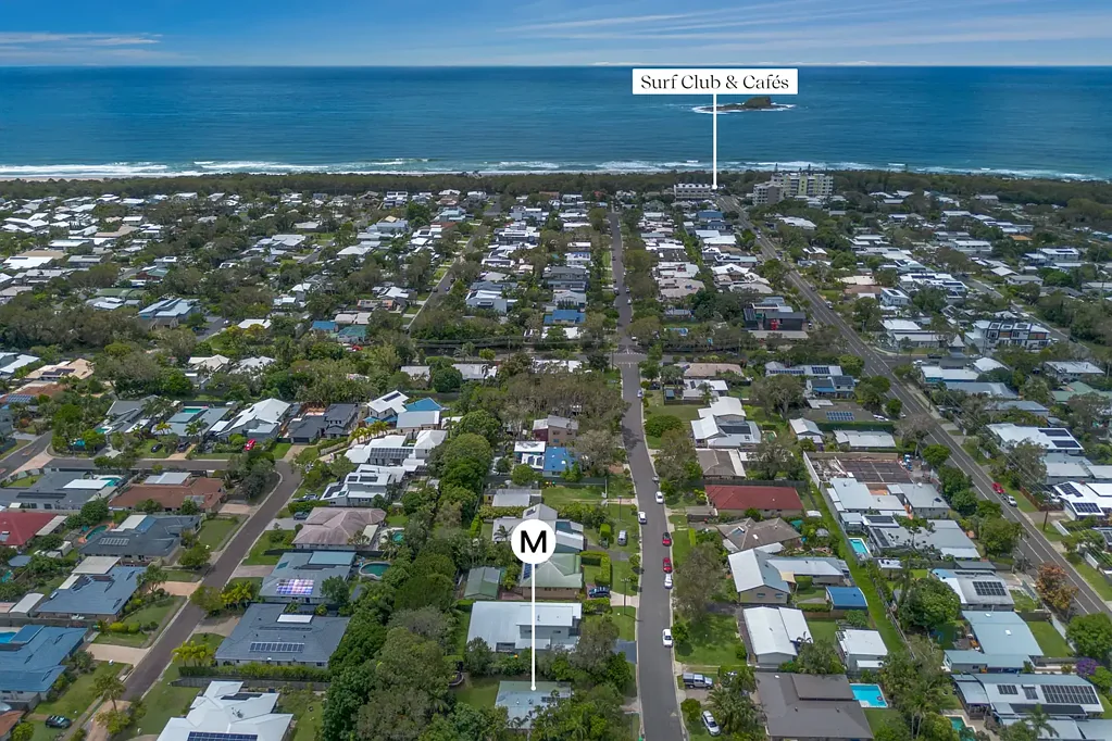 52 Pandanus Street, Mudjimba, QLD 4564