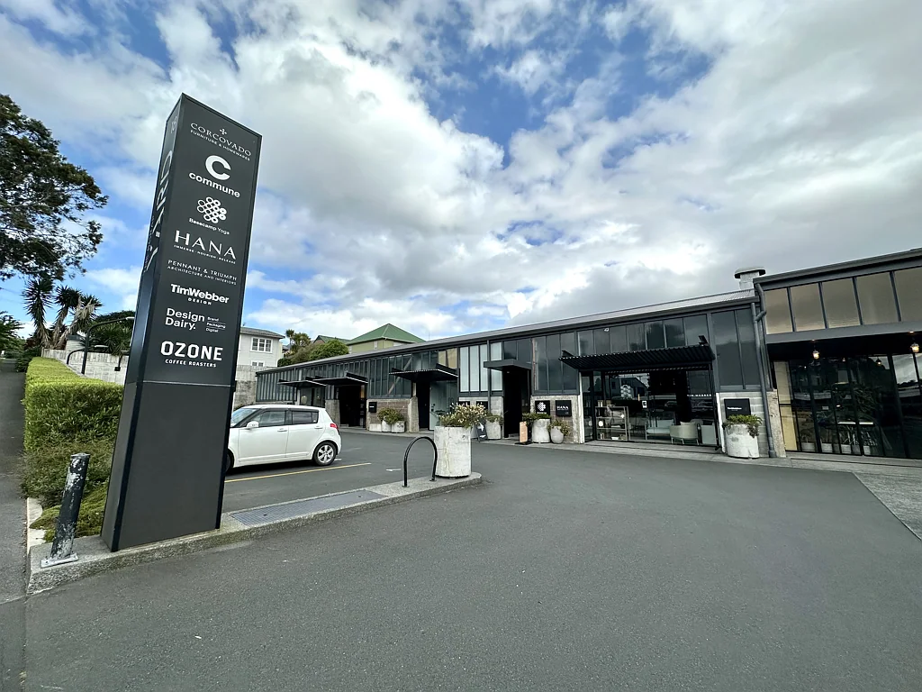 Grey Lynn The Scrap Yard - showroom/office