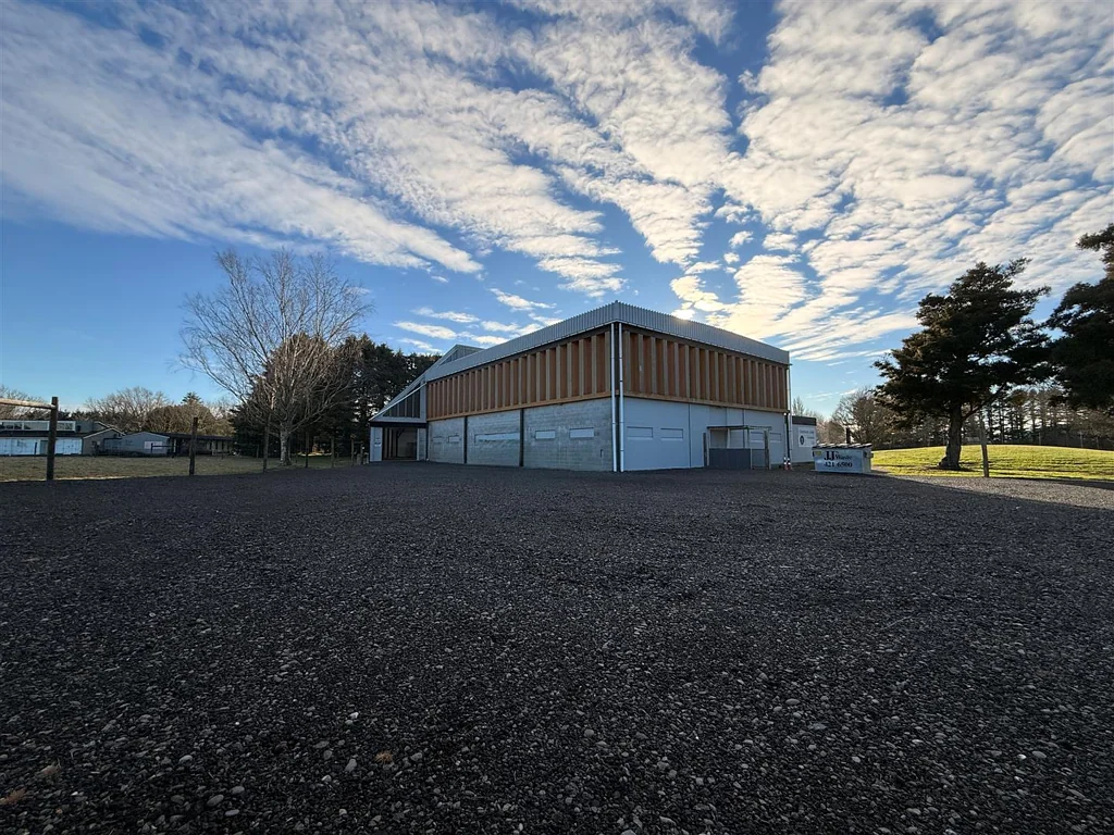 Templeton Industrial Space with Yard