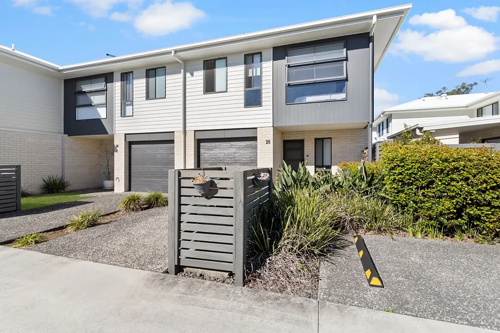 25/90 Learmonth Street, Strathpine, QLD 4500