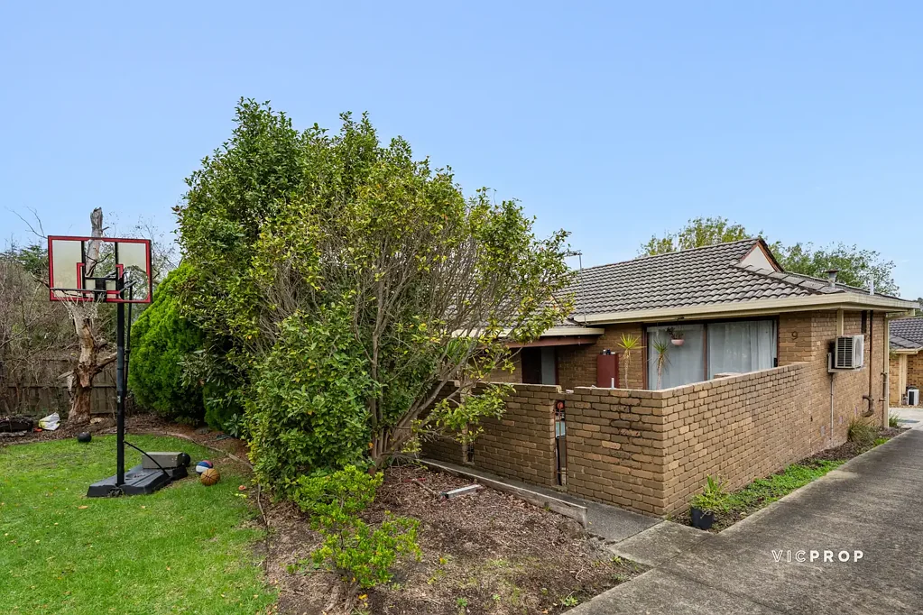 Comfortable & Convenient Living in the Heart of Ferntree Gully
