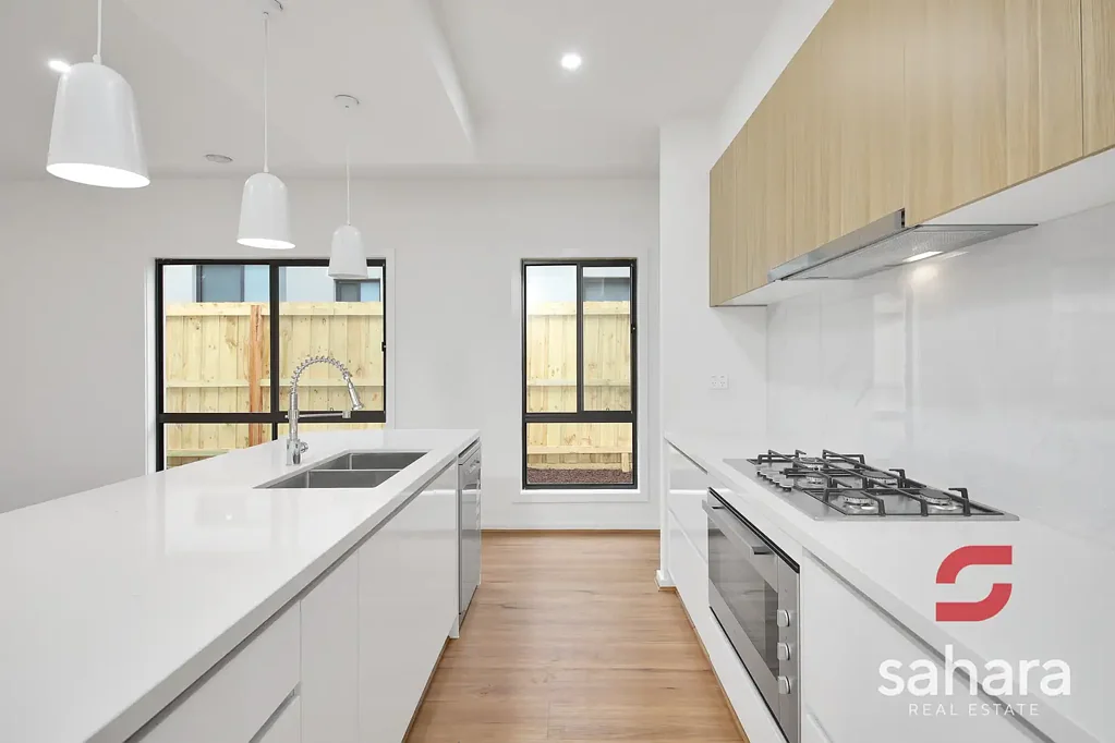 Spacious Masterpiece In Deanside