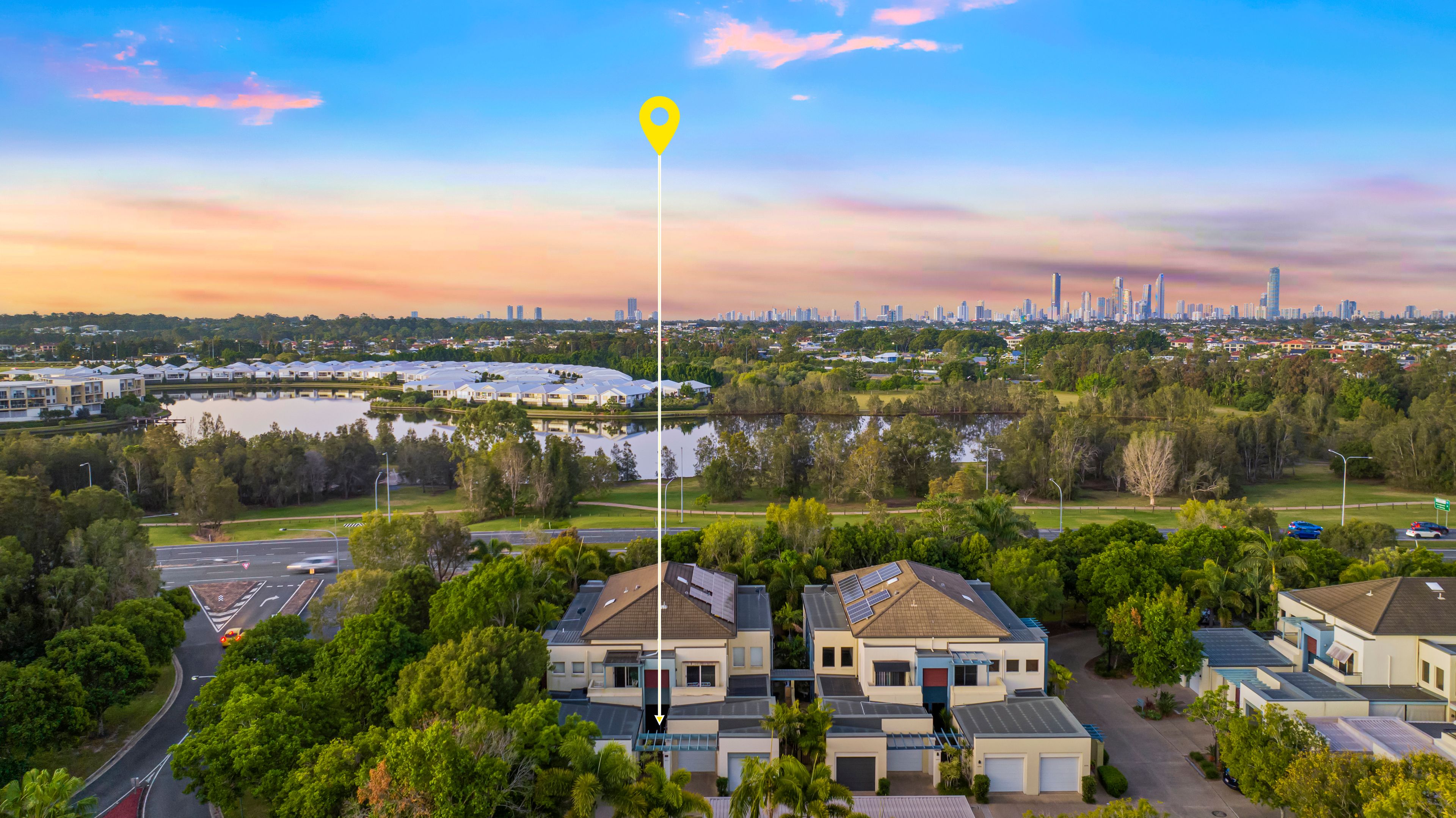 EMERALD LAKES UNIT 1002 1 THE COVE CRESCENT, CARRARA QLD 4211, 0 Schlafzimmer, 0 Badezimmer, Townhouse