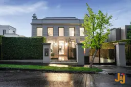 25 Florence Avenue, Kew