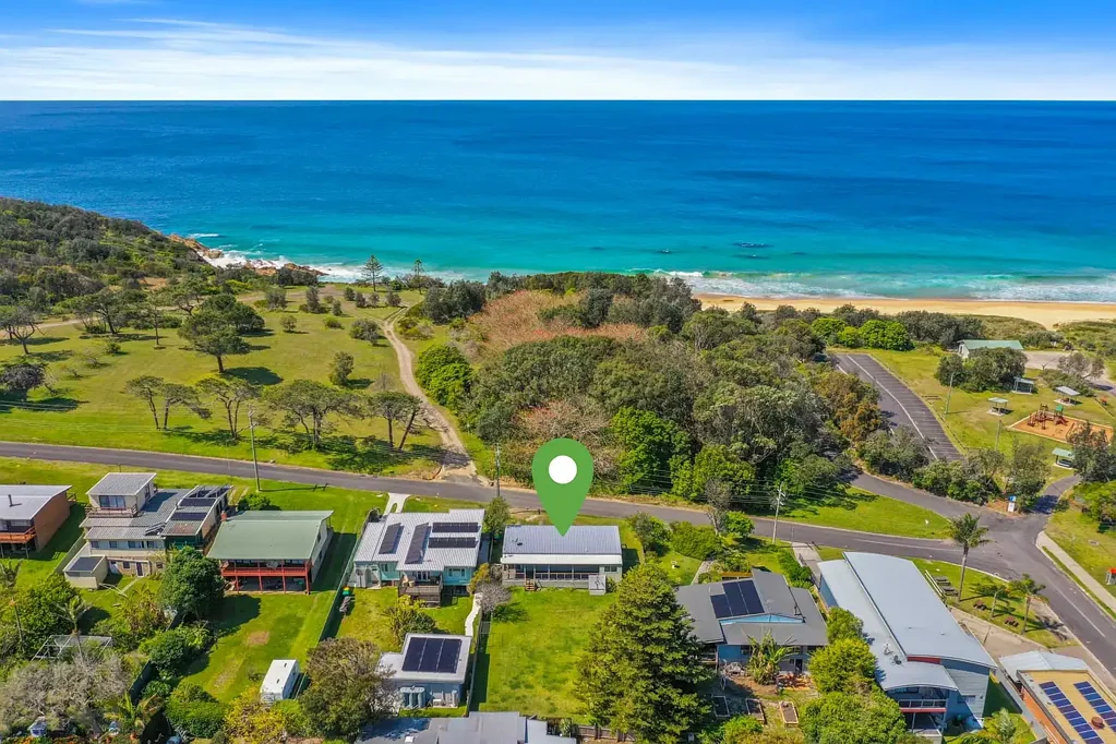 15 Coronation Drive, Moruya Heads, NSW 2537