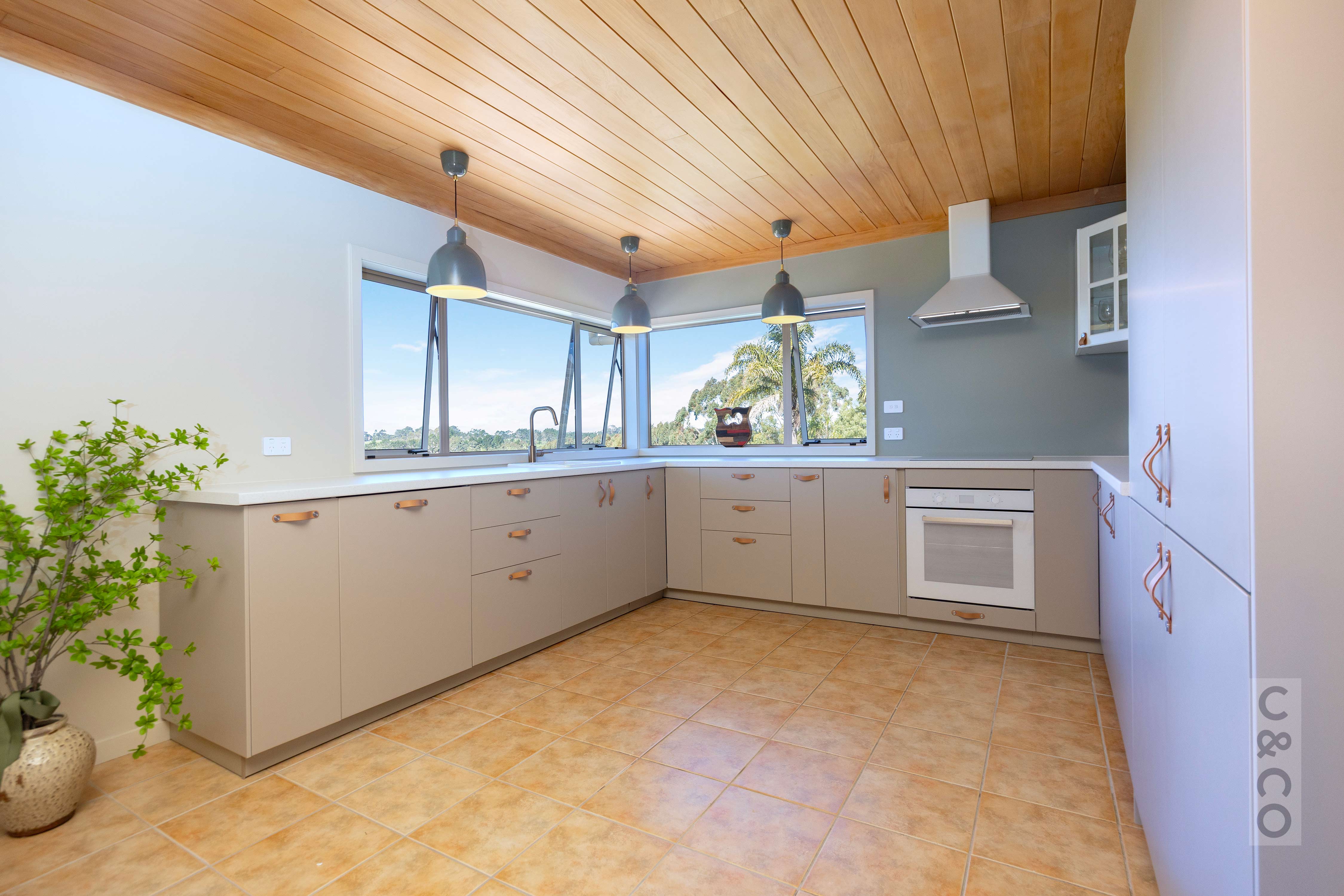 221 Amreins Road, Taupaki, photo 13