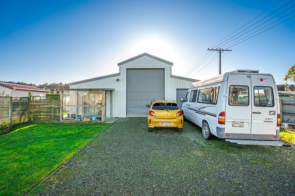 Pareora 2 Bedroom Epic Shed & Modern Unit