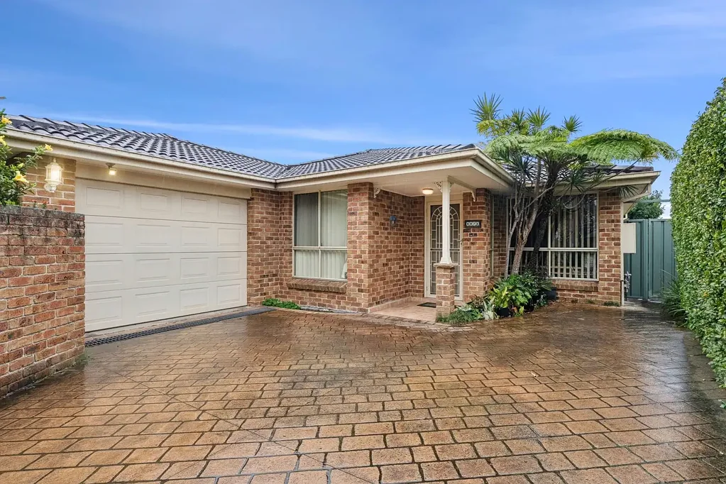Gymea 3房 私密、宽敞且位置便利 Private, Spacious & Conveniently Located