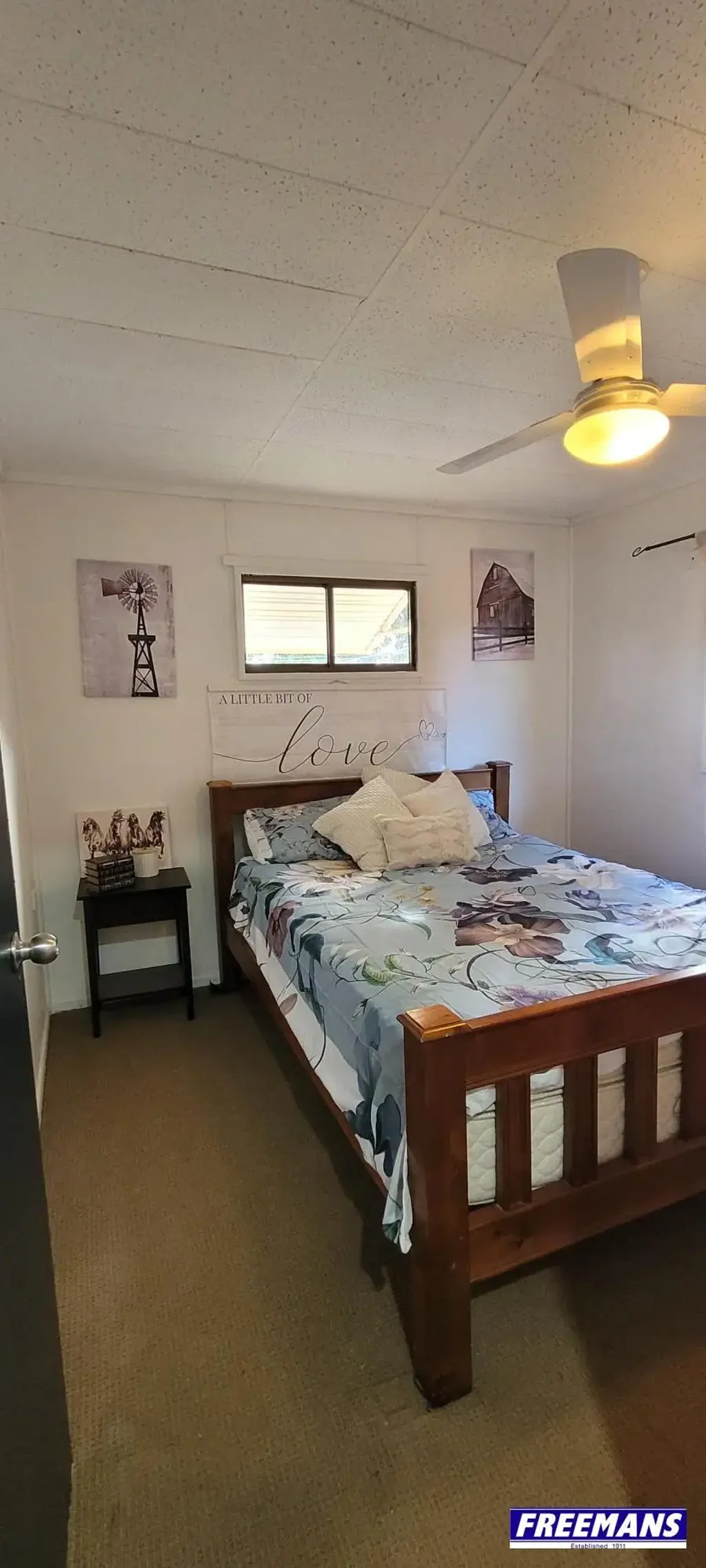 4 Bedroom Renovated and Furnished Home!