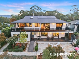 83 Burwood Drive, Blackmans Bay