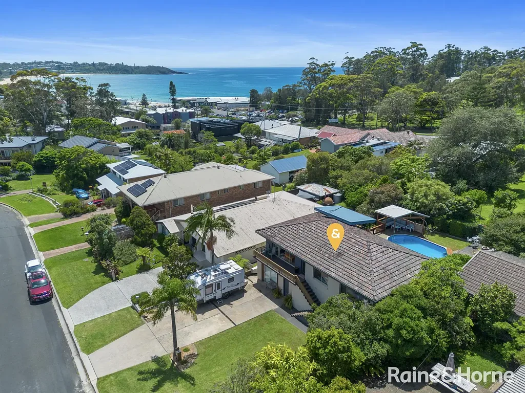 24 Clissold Street, Mollymook, NSW 2539