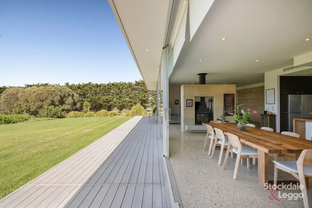 Ventnor 4 Slaapkamer 80 Acre Contemporary Coastal Living