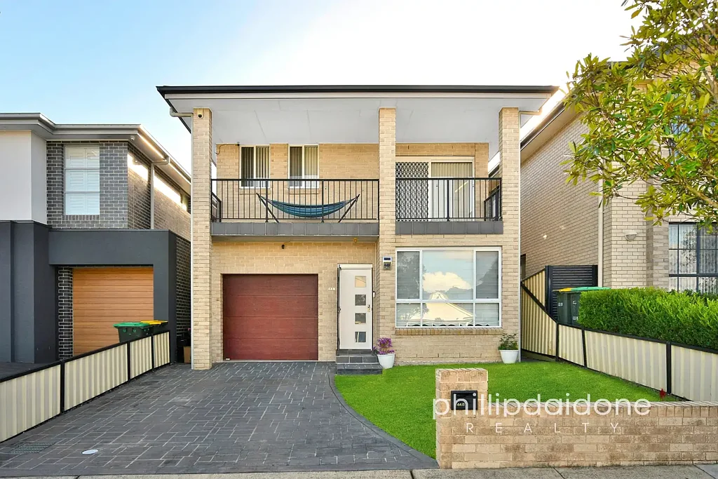 Berala 4ਬੈੱਡਰੂਮ BIG, SPACIOUS AND IN THE 'AVENUES'