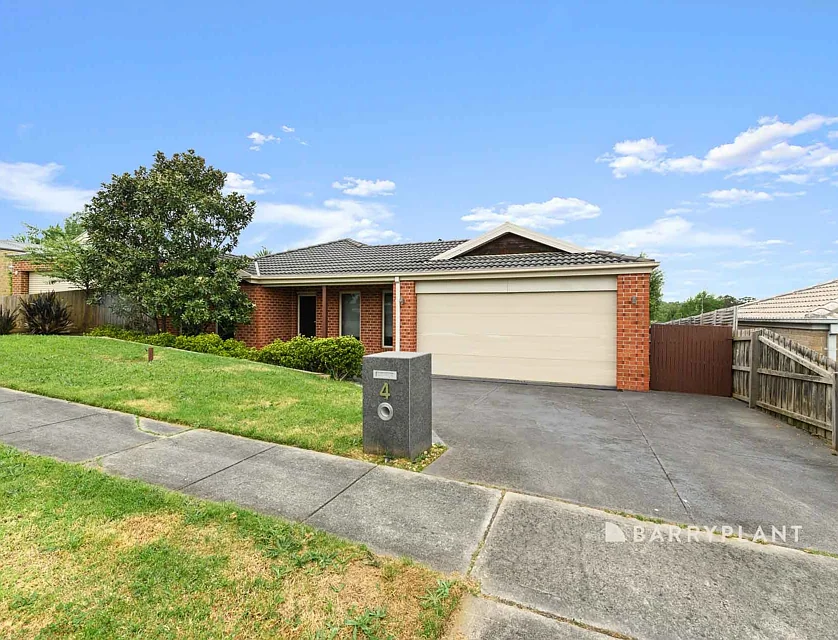 4 Blaxland Crescent, Warragul, VIC 3820, 4 ਕਮਰੇ, 2 ਬਾਥਰੂਮ, House