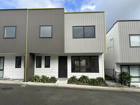 88A Sylvan Crescent, Te Atatu South, Waitakere City, Auckland