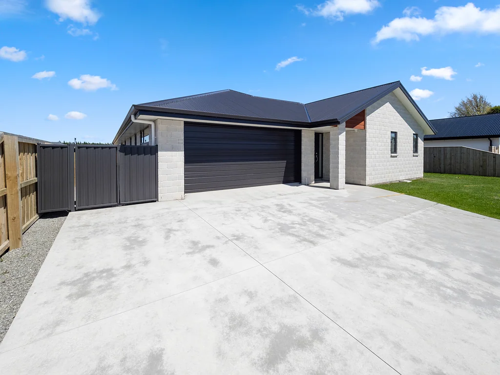 Tinwald 4ਬੈੱਡਰੂਮ Modern living