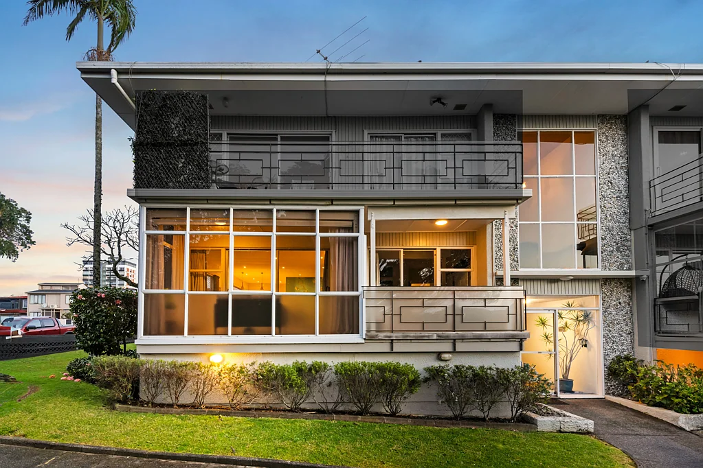 Remuera 2Moenga MODERN GARDEN DGZ APARTMENT -  TOP OF THE AVENUE