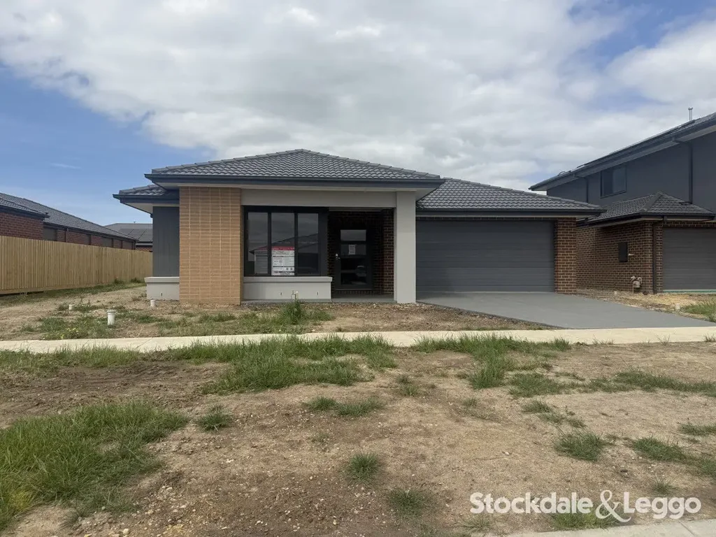 Brand New 5 Bedroom Home in Silverwood Estate