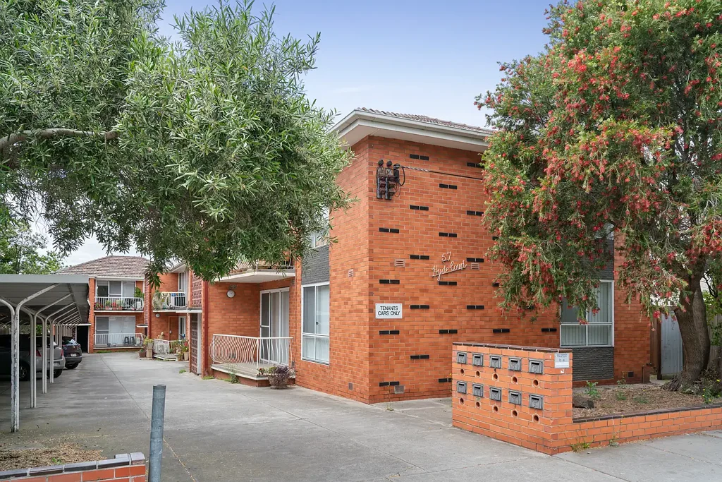 2/57 Hyde Street, Footscray, VIC 3011