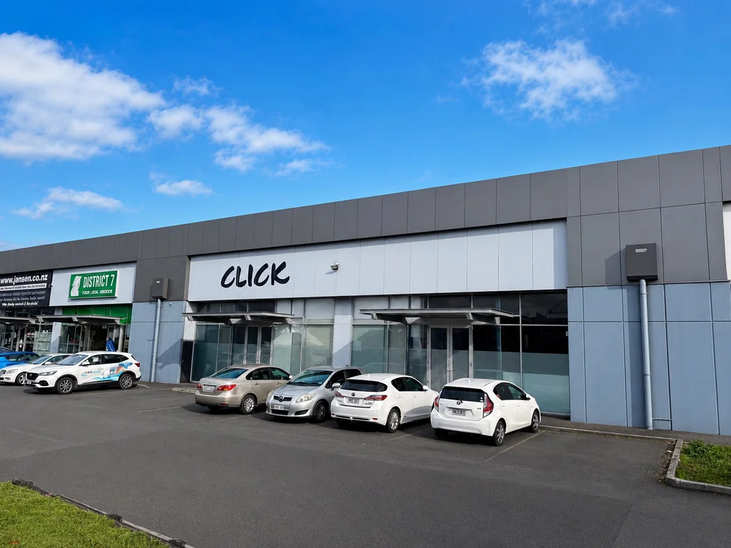 Avondale 460-929sqm road-front trade retail/industrial
