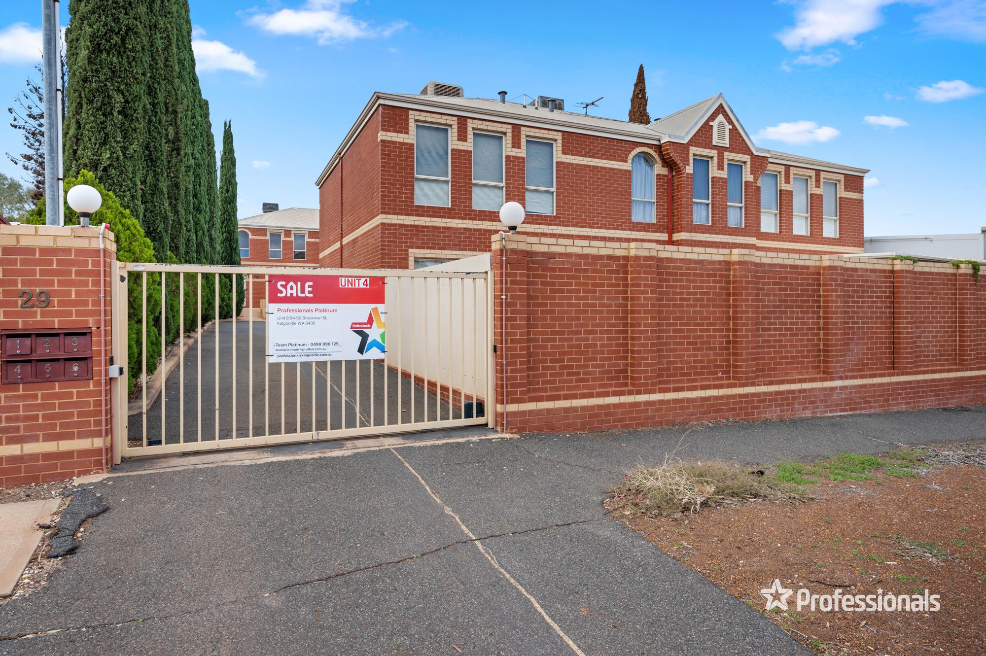 UNIT 4 29 EGAN ST, KALGOORLIE WA 6430, 0 Kuwarto, 0 Banyo, House