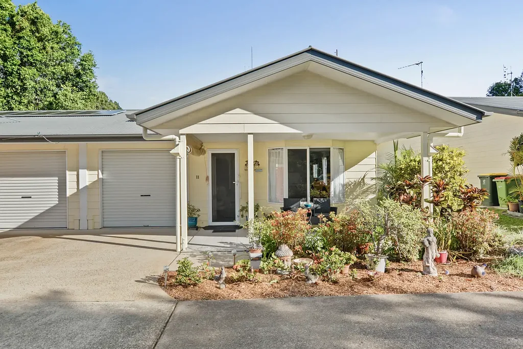 Easy Living in the Heart of Mapleton