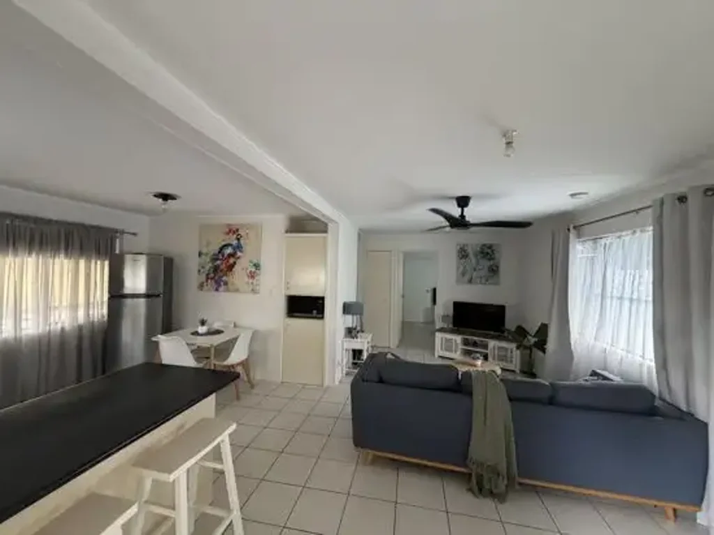Chinderah 2chambre Spacious Lifestyle Home - Between the River & The Beach - Pet Friendly