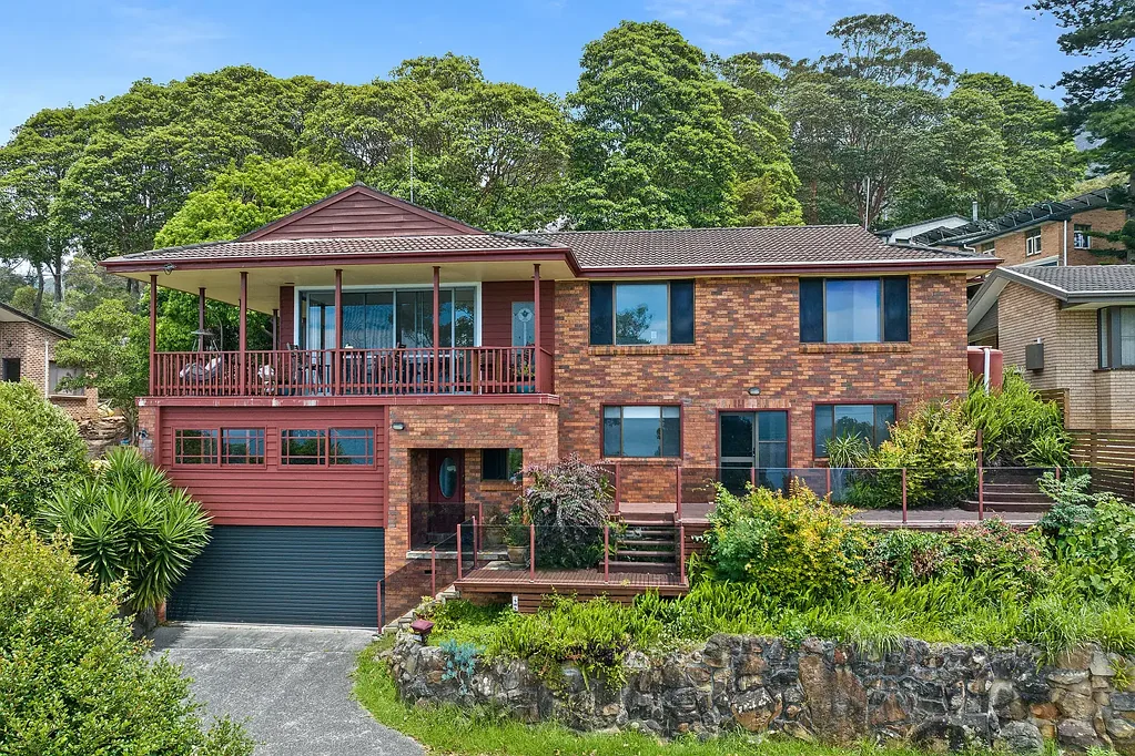 Wombarra 5 Bedroom PANORAMIC BEACH VIEWS