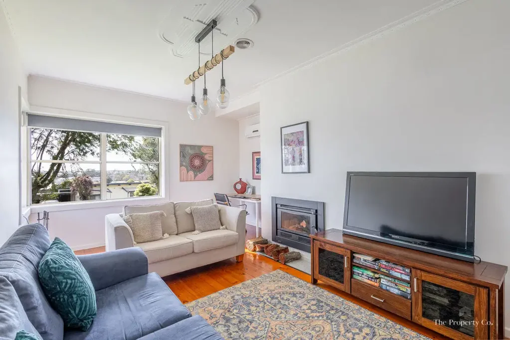 Mount Gambier 3غرفة نوم Embrace Comfort and Style in Your Low-Maintenance Haven