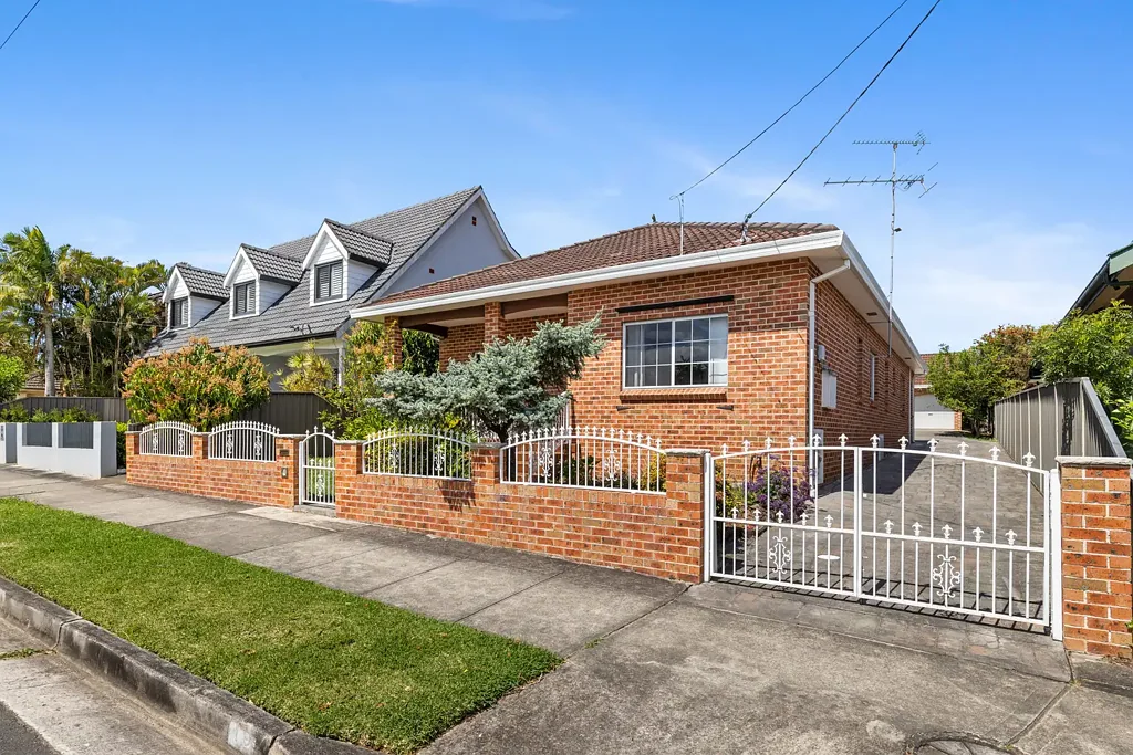 Penshurst 3Kwarto A RARE LIFESTYLE OPPORTUNITY WITH SPACE, VERSATILITY & FUTURE POTENTIAL