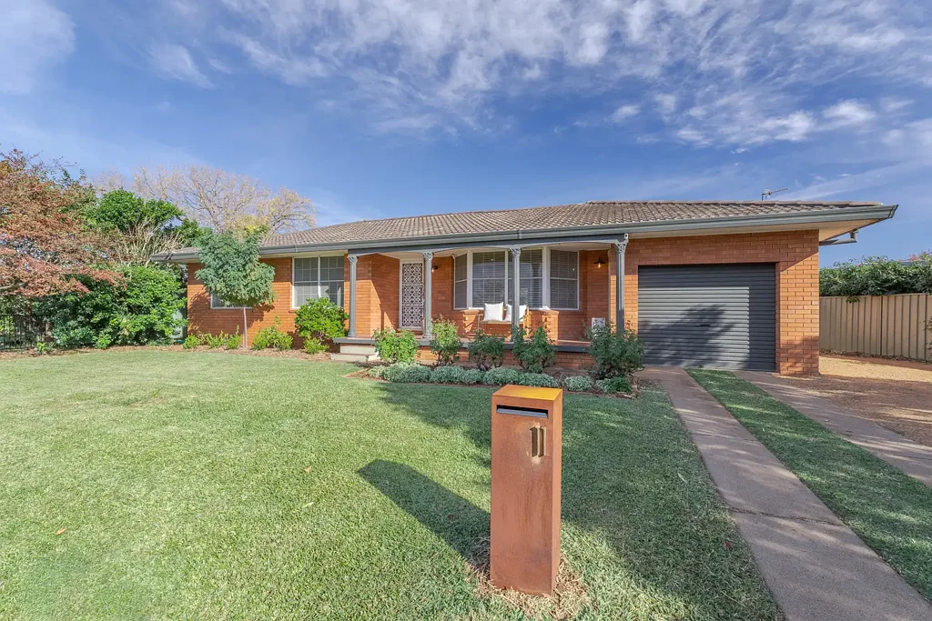 11 Margaret Crescent, Dubbo, NSW 2830