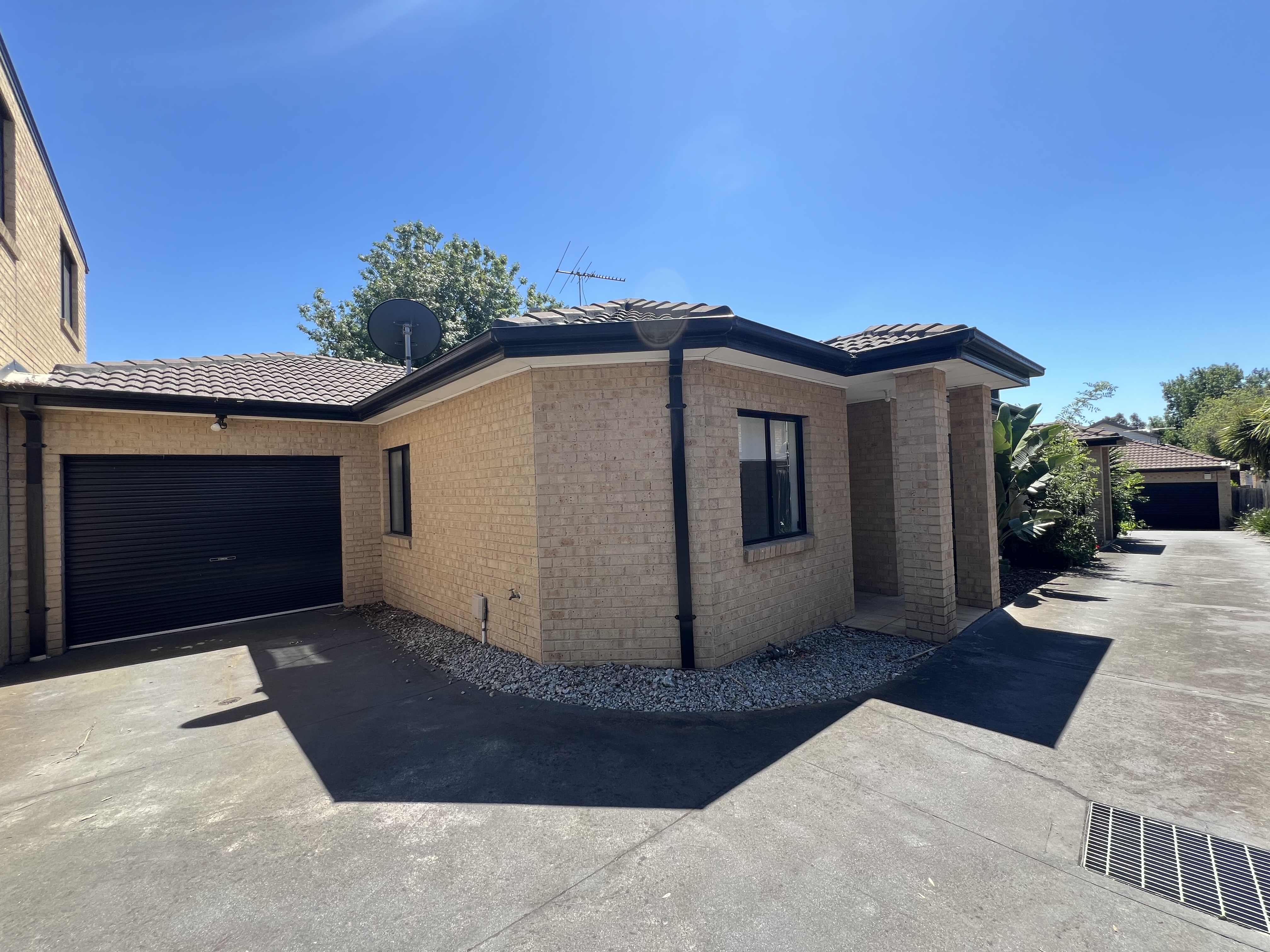 30 GLENROY RD, GLENROY VIC 3046, 0房, 0浴, Unit