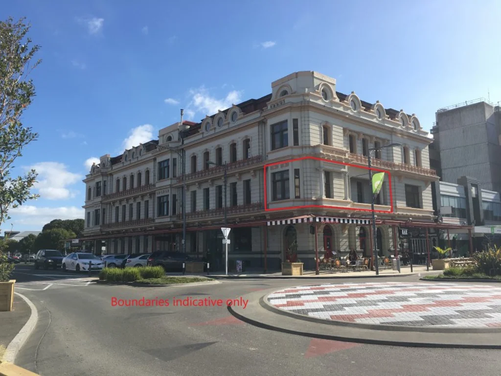 Palmerston North Central  Sunny and central office suite
