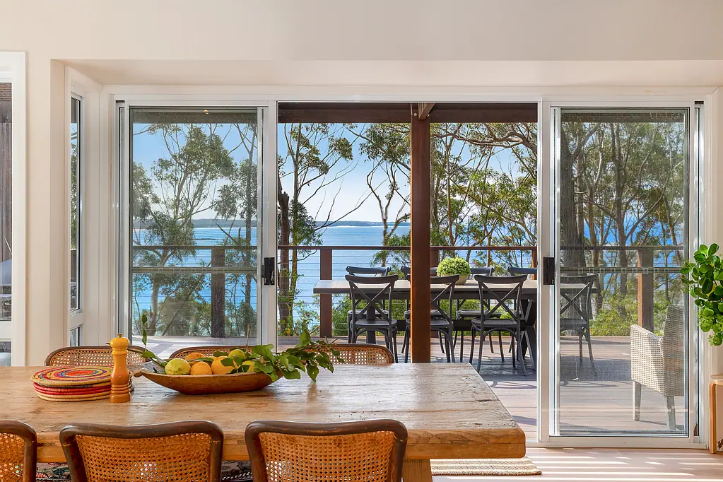 18 Tallwood Avenue, Narrawallee, NSW 2539