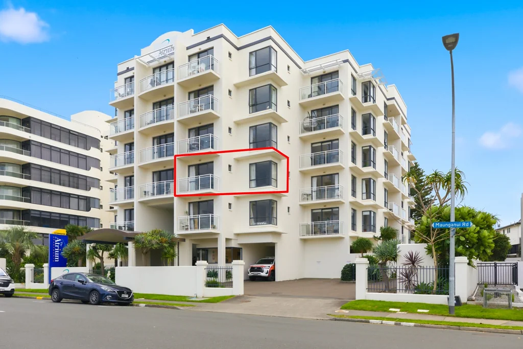 Mount Maunganui 1房  Bay Views and Easy Living