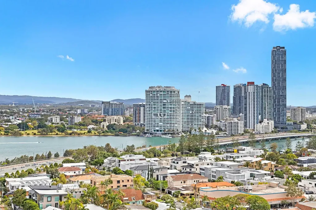 Main Beach 2房  A Rare Opportunity to Own in The Inlet – Spectacular Views & Unmatched Lifestyle