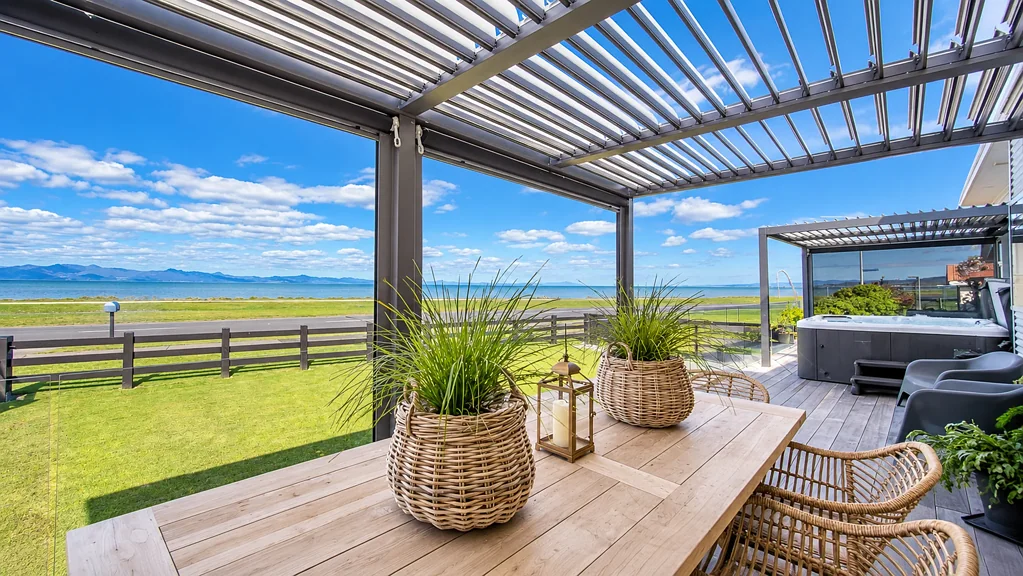 Kaiaua 3房  Waterfront, designed around the way you live