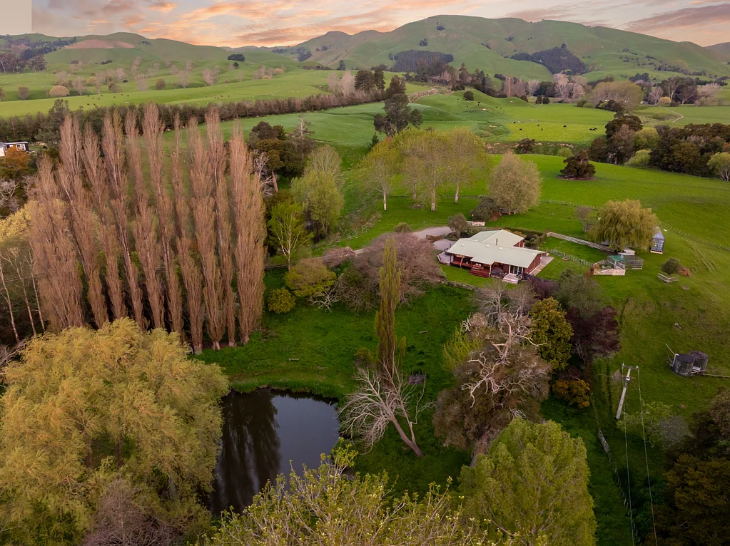 Masterton 3Moenga The Sanctuary - Gladstone Living at It's Finest
