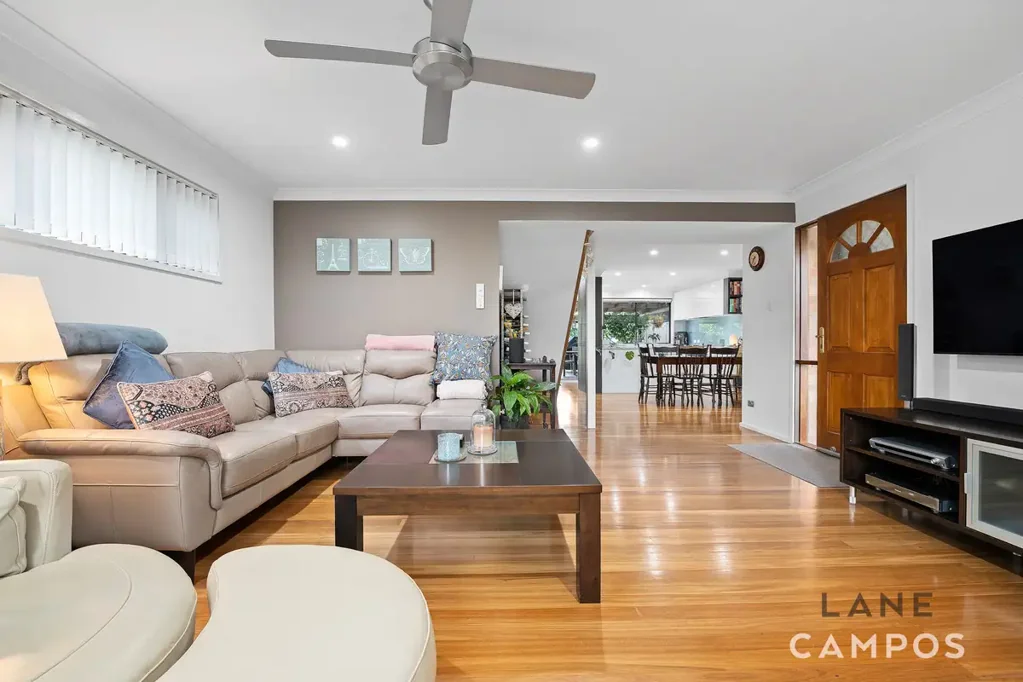 ਪਤਾ ਗੁਪਤ, Elermore Vale, NSW 2287